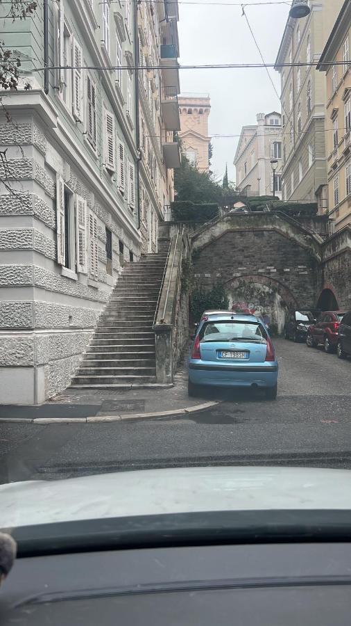 Alla Scalinata Del Teatro Rossetti Confort Suites Parcheggio Trieste Extérieur photo
