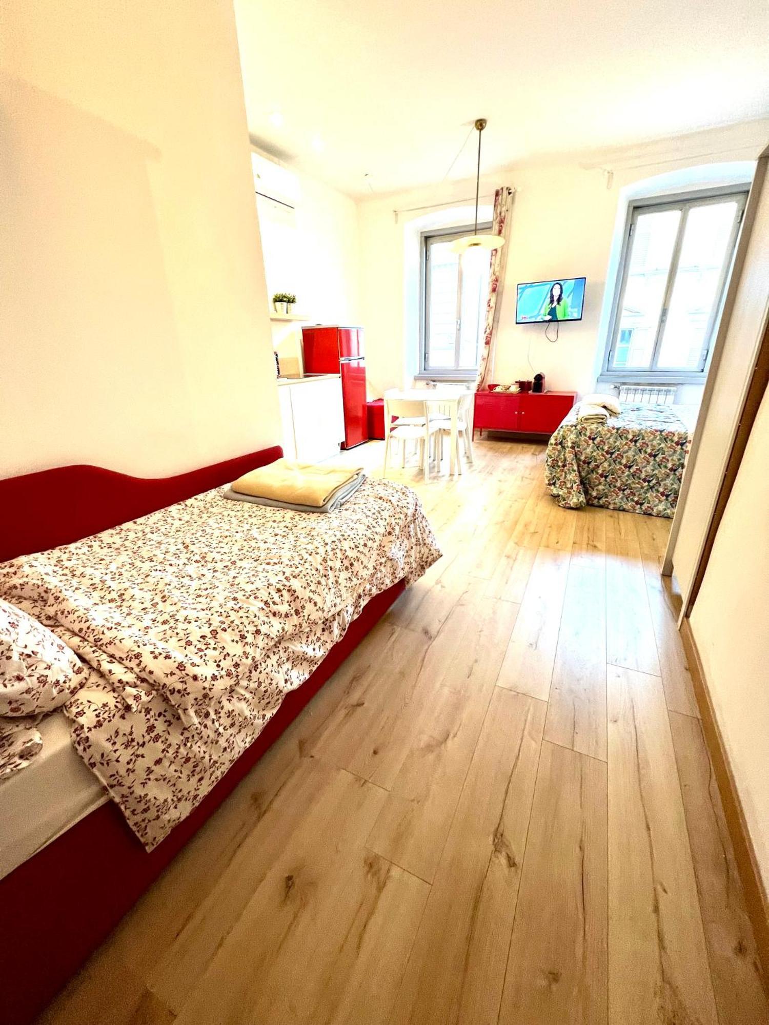 Alla Scalinata Del Teatro Rossetti Confort Suites Parcheggio Trieste Extérieur photo
