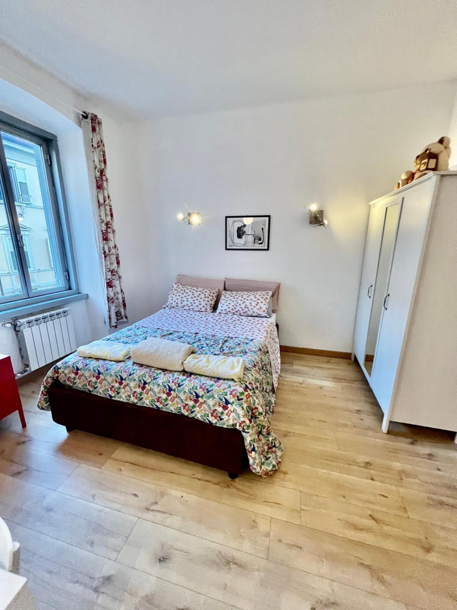 Alla Scalinata Del Teatro Rossetti Confort Suites Parcheggio Trieste Extérieur photo
