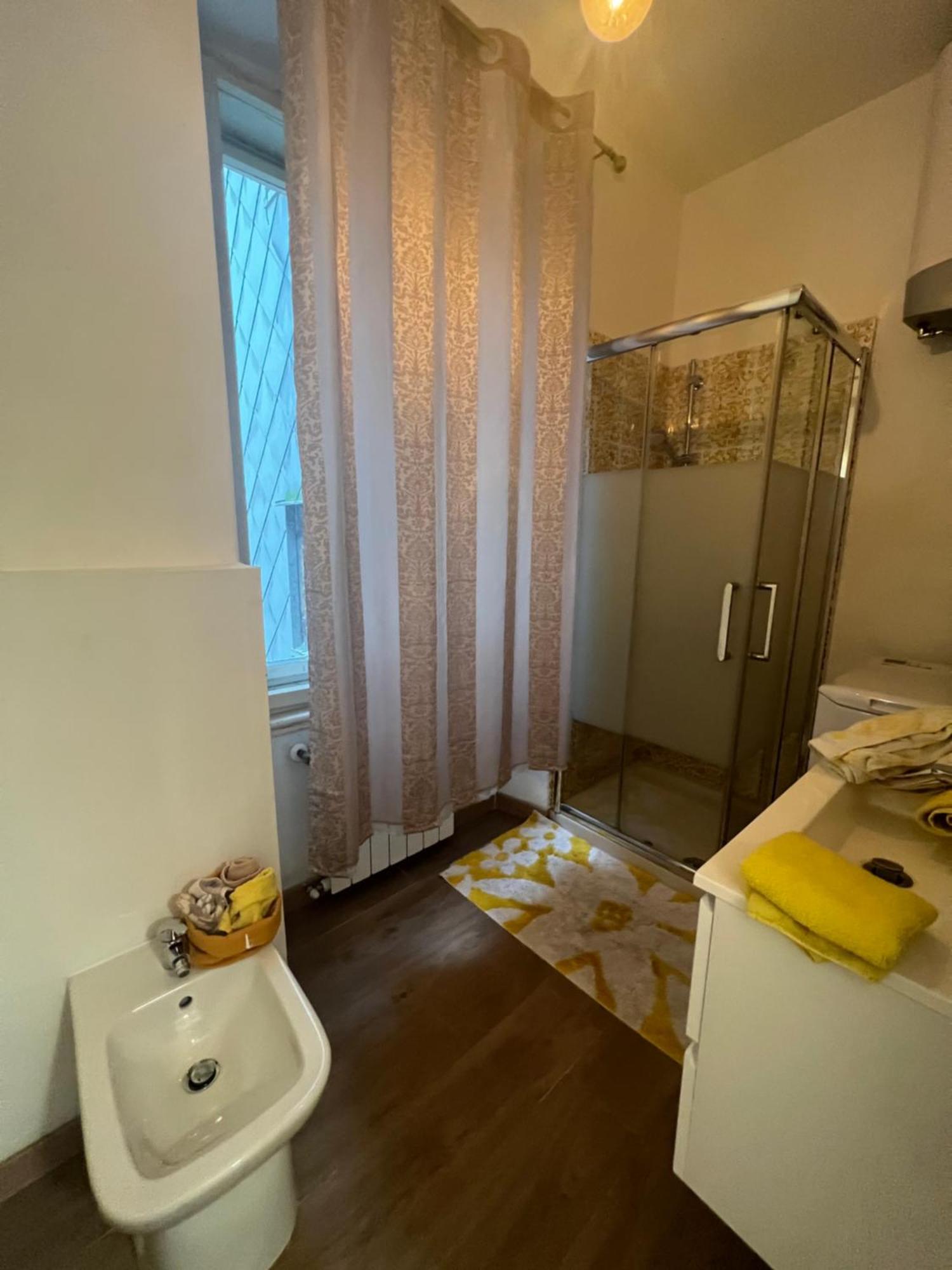 Alla Scalinata Del Teatro Rossetti Confort Suites Parcheggio Trieste Extérieur photo