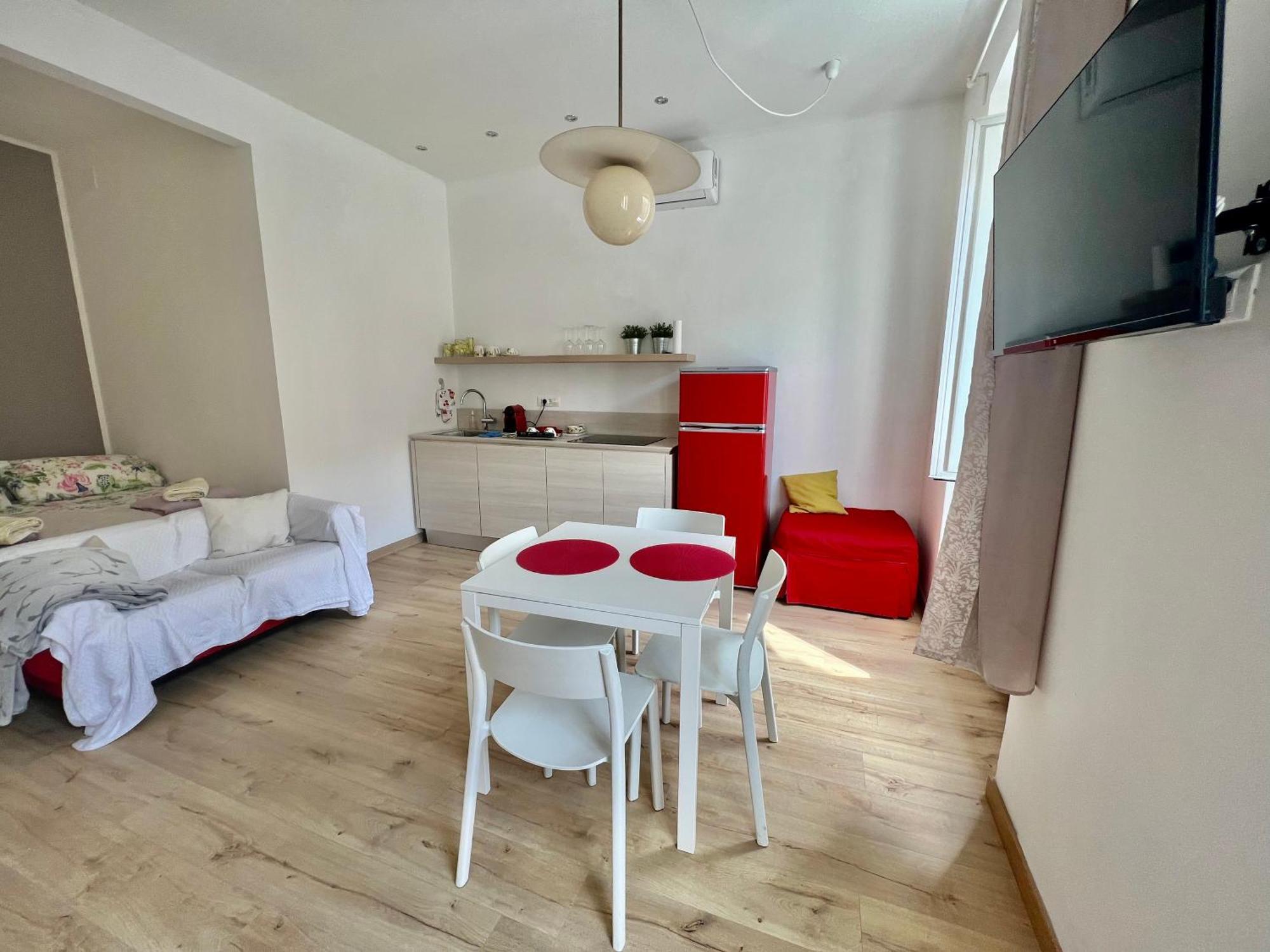 Alla Scalinata Del Teatro Rossetti Confort Suites Parcheggio Trieste Extérieur photo